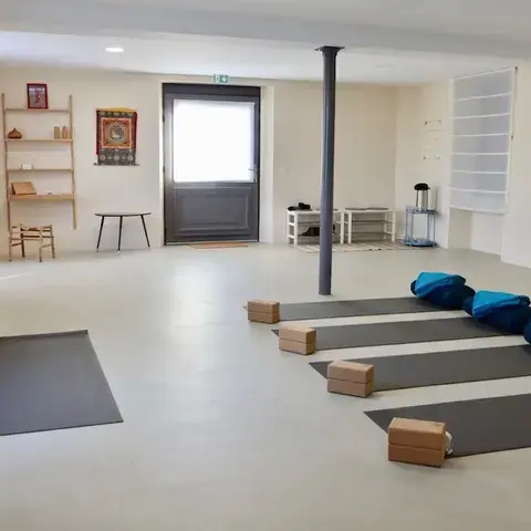 la salle de pratique du studio shantala yoga