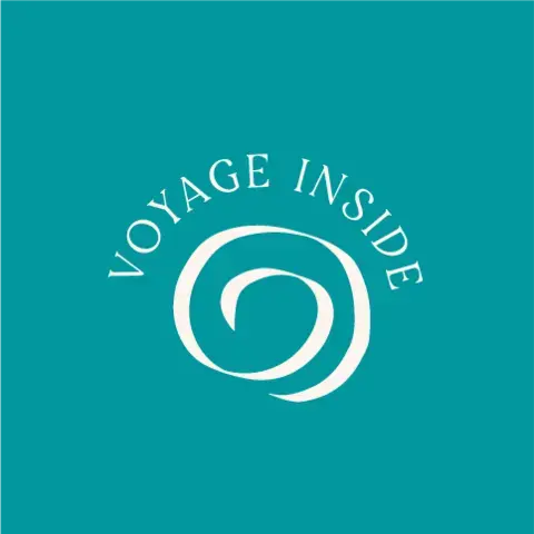 logo de voyage inside